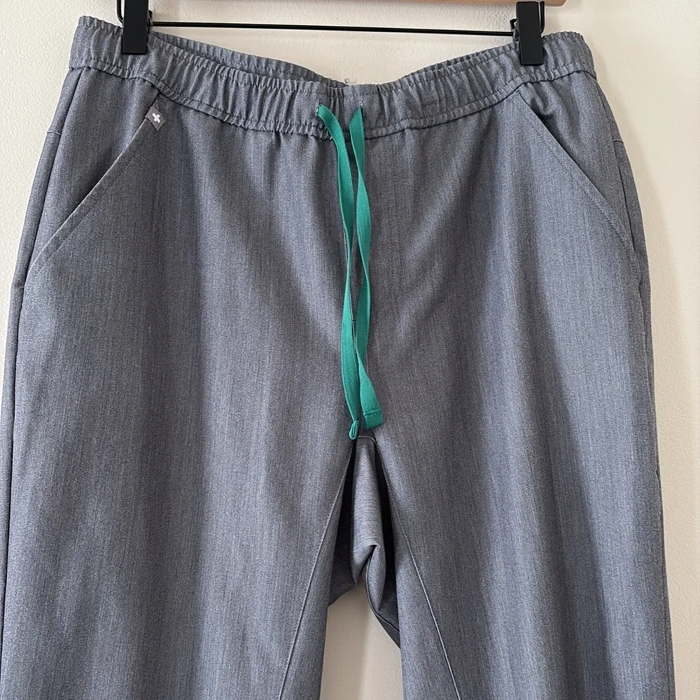 Figs Men’s Tansen Jogger Scrub Pants Grey Size‎ M/S Medium Short